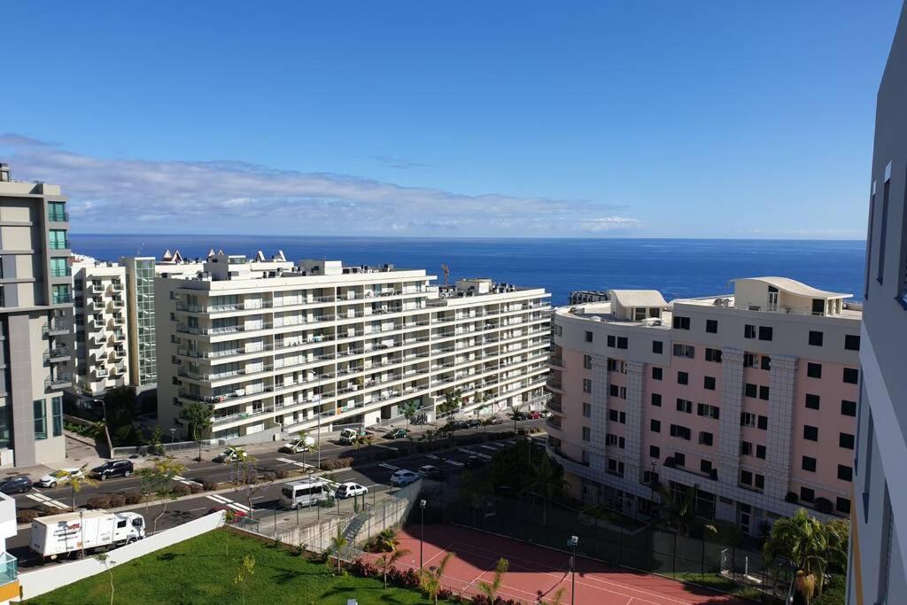 Sarah House Apartment Фуншал Екстериор снимка
